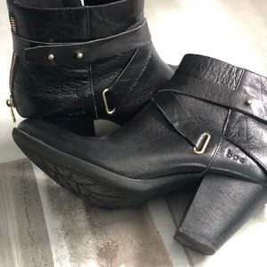 Ankle boots